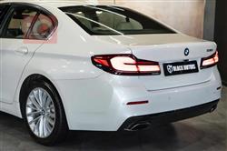 بی ئێم دەبڵیو سیریەس 5